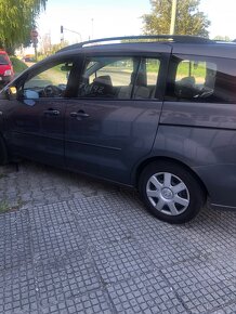 Mazda 5 - 4