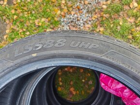 245/40 r18 letne - 4