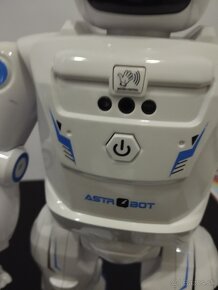 Robot - 4