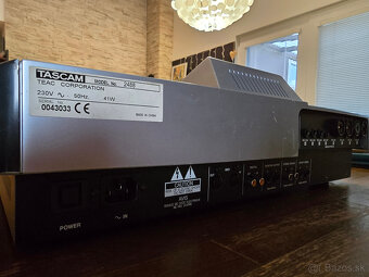 Tascam 2488 - 4