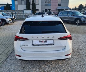 ŠKODA OCTAVIA COMBI 2.0 TDI SCR STYLE DSG - 4