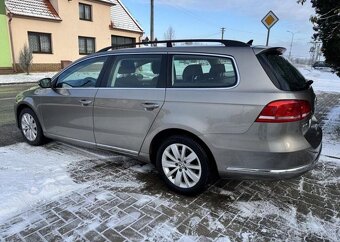 Volkswagen Passat 2,0 TDI DSG nafta automat 103 kw - 4