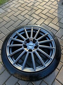 225/40 R18 - 4