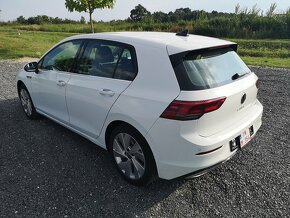 VW Golf VIII eTSI 110+9 kW - 4