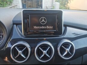 Mercedes benz B - 4