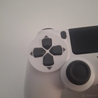 Playstation 4 ovladač - 4