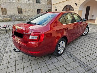 Škoda Octavia 1.6 TDI M5 Elegance Navi Ťažné R16 Orig. KM - 4