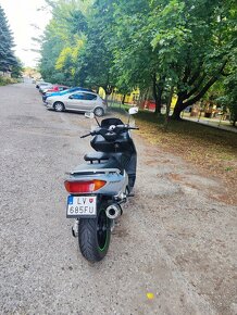 Yamaha T-Max - 4