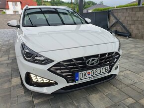 Hyundai i30 kombi 3/2022 family 16000km - 4