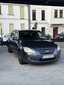 KIA Ceed 1,6 TDi - 4