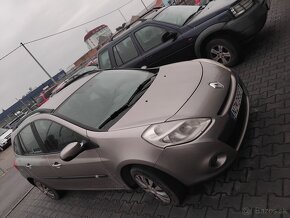 Renault clio - 4