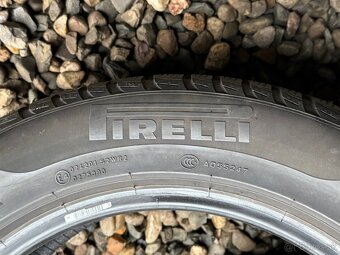 205/60/17 - Pirelli zimní pár pneu - 4