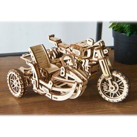 Ugears 3D drevené mechanické puzzle UGR-10 Motorka - 4