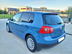 Predam Volswagen Golf 5 1.6. Benzin 85 kw rok 2005 - 4