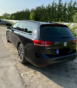 Predám VW Passat - VIRTUAL Cockpit: - 4