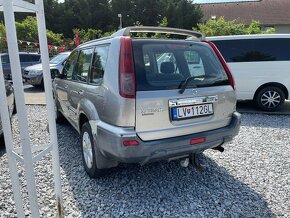 Nissan X-Trail 2.2 dCi Comfort - 4