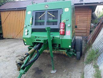 Lis na okrúhle balíky  (Balikoveč) John Deere 572 - 4