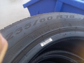 PIRELLI 235/60/18 - 4