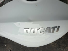 Prodám benzínovou nádrž na ducati XDiavel S, DIAVEL , r.v. 2 - 4