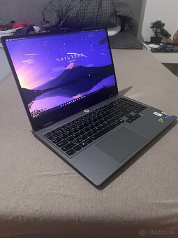 Lenovo LOQ 15IRX9 Luna Grey (3 roky záruka) - aktuálne - 4