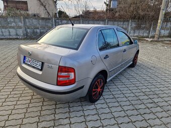 Škoda fabia 1.2 HTP 40KW r.v2008 BENZIN - 4