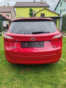 Predám Hyundai i30  comdi 1.6 CRDI - 4