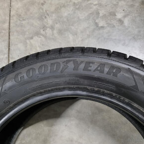 Zimné pneumatiky 235/55 R18 GOODYEAR DOT4919 - 4