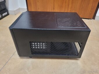 Predám skrinku COOLERMASTER - mini ITX - 4