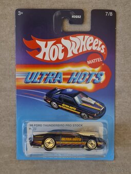 Hot Wheels Ultra Hots - 4