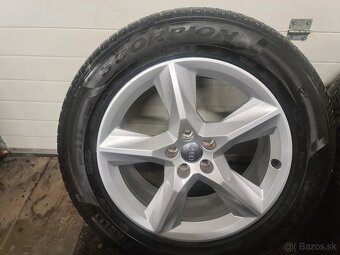 5X112 R19 AUDI 8,0J ET28 . - 4