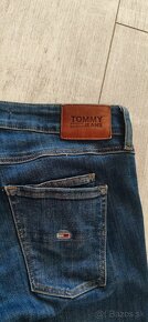 Predám dámske rifle zn.Tommy Jeans - 4