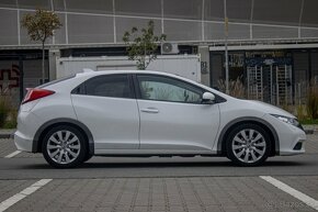 Honda Civic 1.6 i-DTEC Lifestyle - 4