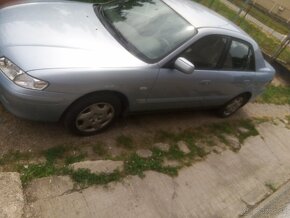 Zdravím mám napredaj auto Mazda 626 rv. 2000 2L benzin 100kw - 4