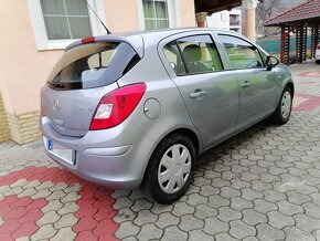 Opel Corsa 1.2 2009 - 4