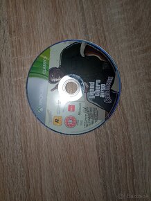 Predám Xbox 360 z hrami - 4