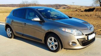 RENAULT MEGANE HATCHBACK 1.5 DCI - 4