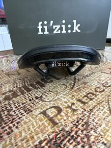 Sedlo Fizik Taiga 140mm - 4