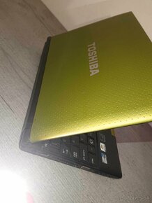 10" notebook Toshiba NB 500 / 2GB/250GB HDD Zelená TOP stav - 4