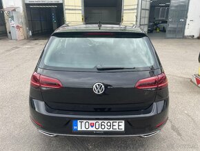 VW Golf 2,0 TDi Highline DSG (2018) prvý majitel - 4