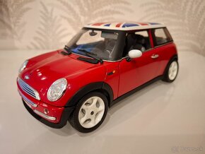 Bburago 1:18 KIT Mini Cooper - 4