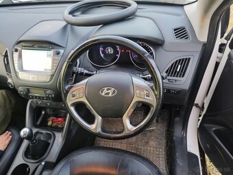 Hyundai ix35  1.7cdri - 4