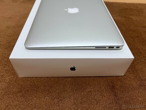 Predam MacBook Air 13" perfektny stav, nova bateria - 4
