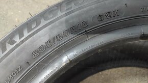 Bridgestone 205/60R16 zimné - 4