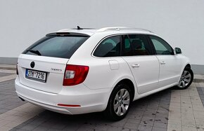 Škoda Superb 2.0 TDI Elegance DSG - 4