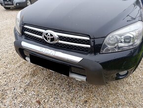 Toyota Rav4 2011, 2.2D-4D 4X4 LOCK 1. Majiteľ - 4