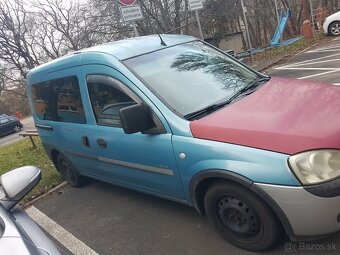 Predam tento Opel Combo C 1,benzin. - 4