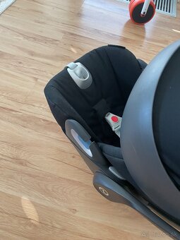 Cybex Cloud T i-Size - 4