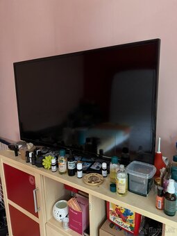 Predám TV LED Samsung 40" UE40EH5000WXBT - 4