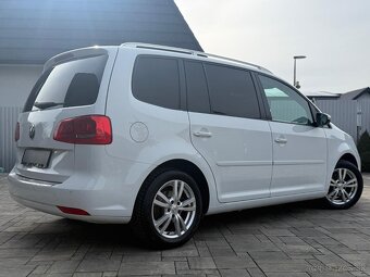 Volkswagen Touran 1.6 TDI Comfortline - 4