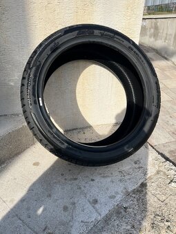 Hankook S1 EVO 3 245/40 R19 98Y XL - 4